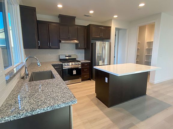 Homesite 436 - Kitchen