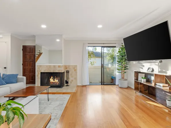 2748 Ariane Dr Unit 141, San Diego, CA 92117