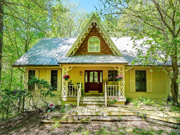 74 Sgili Ct, Brevard, NC 28712
