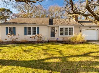 29 Peacock Dr, Barnstable, MA 02630