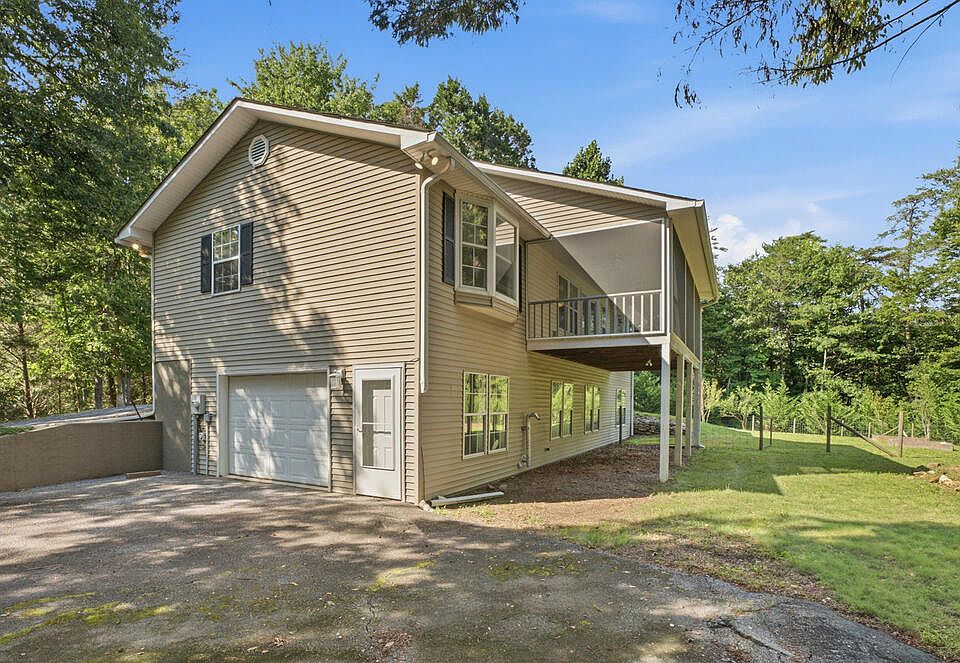 1st image of 5111 Summer Wood Ln