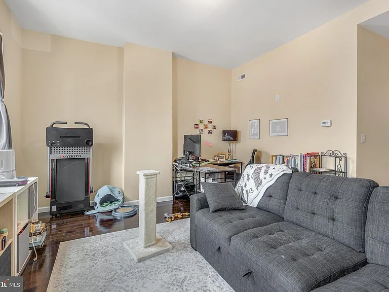 1536 S 19th St #2 — Photo 14