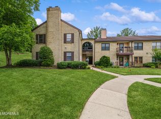 1111 Wellington Pl, Aberdeen, NJ 07747