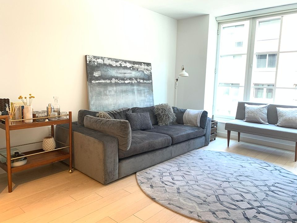 1st image of 535 W 43rd St N #4L