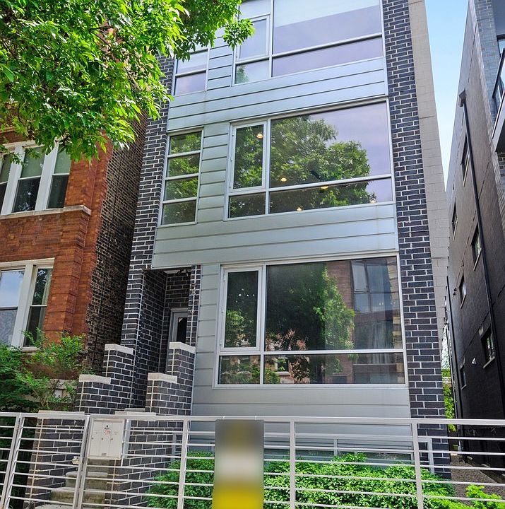 1st image of 879 N Marshfield Ave #2
