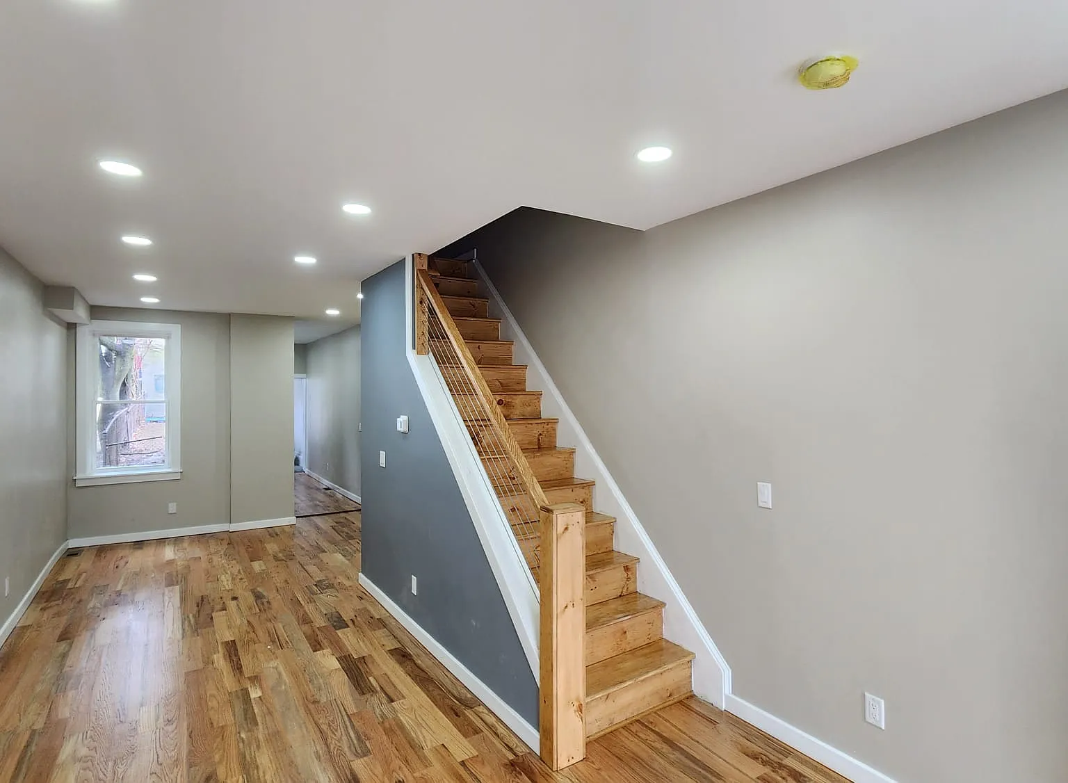 4 bed, 1500 sqft, $2,000 — Photo 1