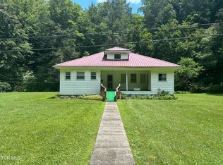 2065 Coeburn Rd, Clintwood, VA 24228