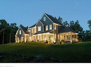 70 King Philip Rd #A, Simsbury, CT 06070