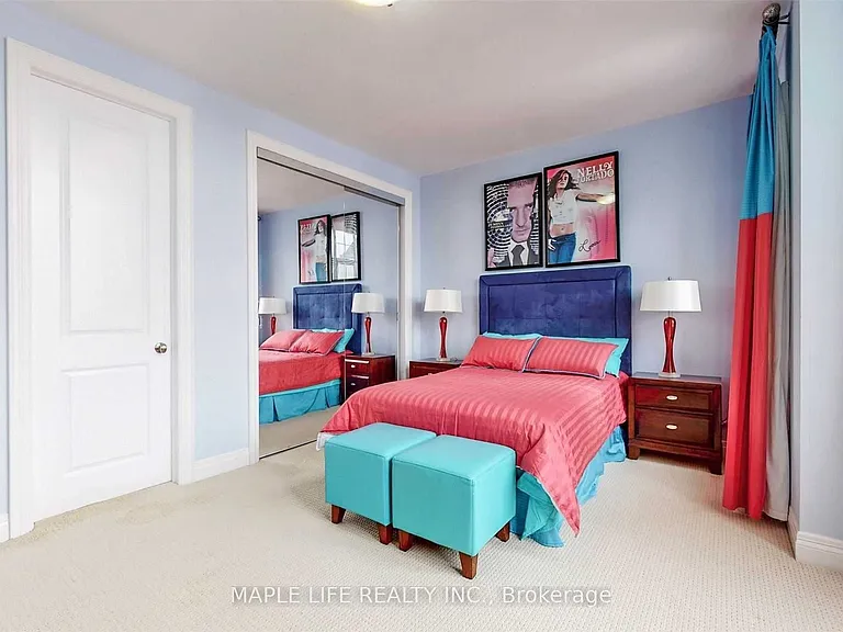 246 Sir Benson Dr — Photo 28