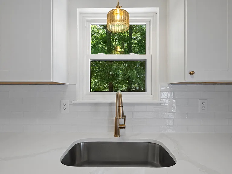 606 Gaslight Trl — Photo 9