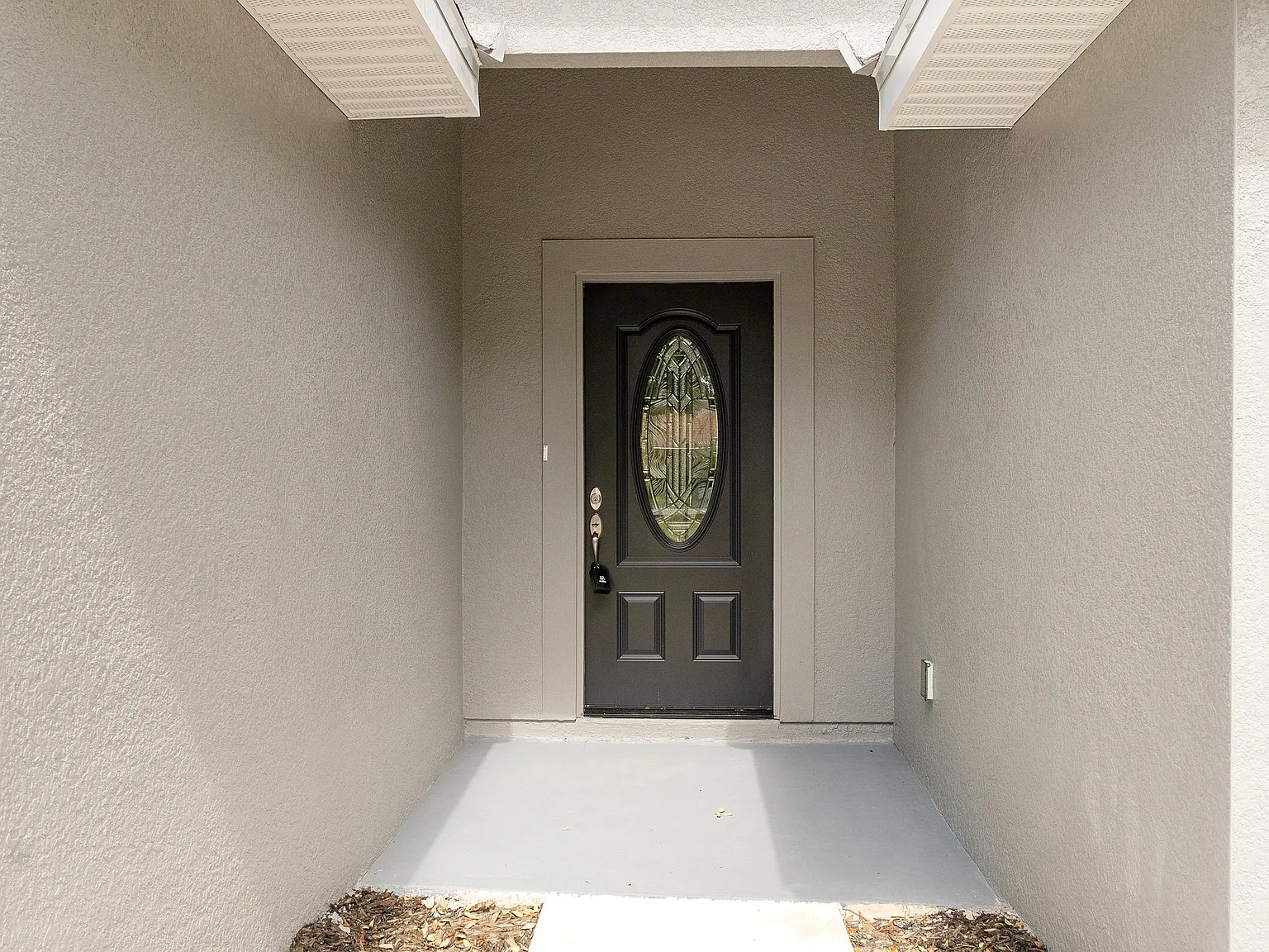 4 bed, 1662 sqft, $1,900 — Photo 2
