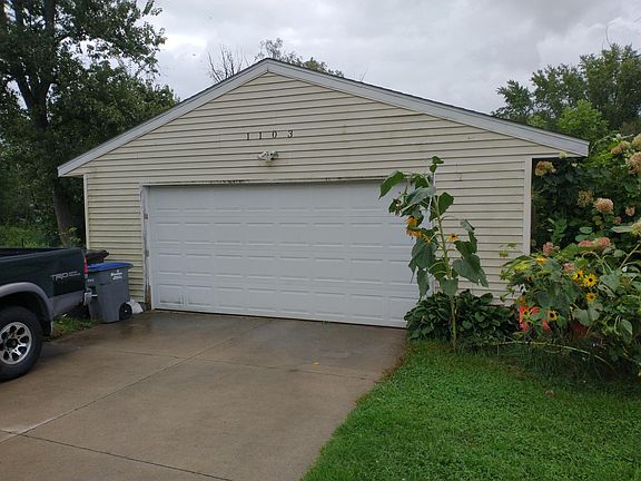 2nd image of 1103 Evans St