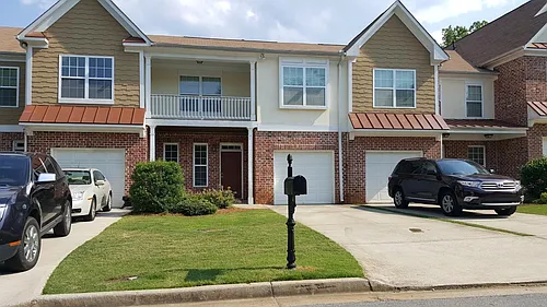 404 Saint Claire Dr Photo 1