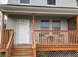 555 Inman Ave, Cinnaminson, NJ 08077