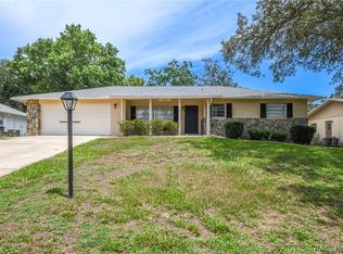 215 S Lincoln Ave, Beverly Hills, FL 34465