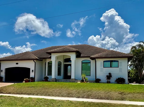21 Hickory Ct, Marco Island, FL 34145