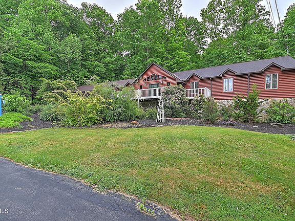 4th image of 311 Big Springs Rd