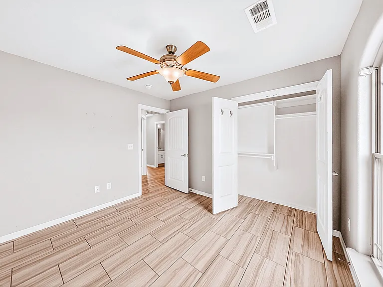 4556 W Croft Dr — Photo 20