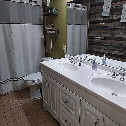 4th image of 1791 Dooridge Dr