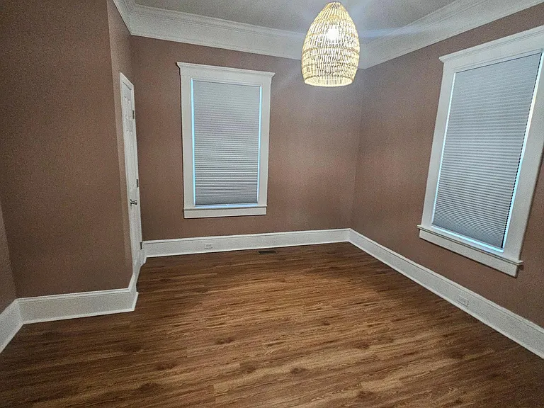 405 Anderson St — Photo 11