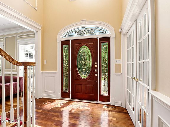 5th image of 12 Fountain View Drive