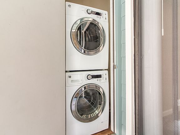 4th image of 1651 Belleville Way #1041N