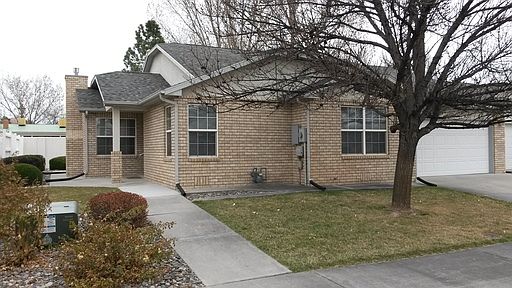 1st image of 3920 E Brambling Ln