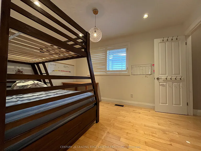 5 Southdale Dr — Photo 17