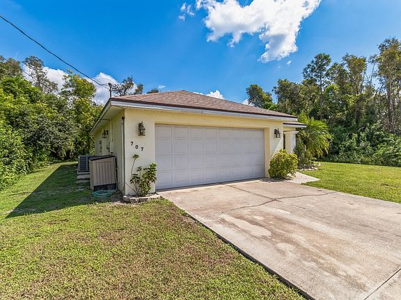 2nd image of 707 Arundel Cir