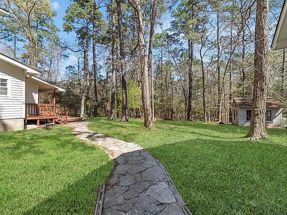 4th image of 28 Stony Creek Dr