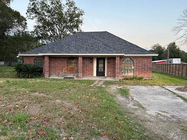 2nd image of 9502 Irby St