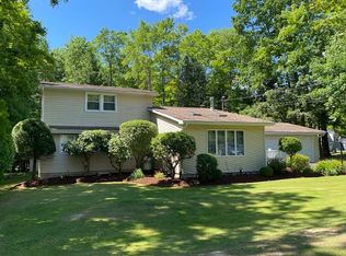 690 Pollard Hill Rd, Johnson City, NY 13790