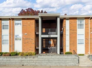 1949 Hunting Lake Ct APT 304, Saint Louis, MO 63122