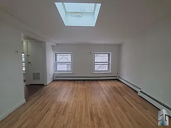 Rented by Skyline Group Real Estate