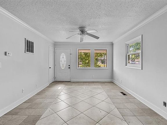 5th image of 1724 Glenwood Ave