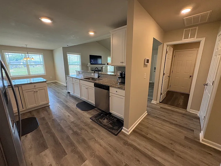 111 Highland Park Dr — Photo 10