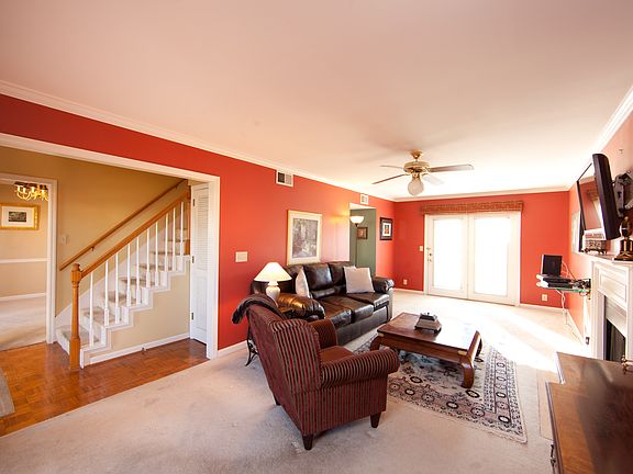 4th image of 254 Riverbend Dr