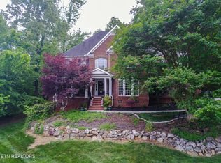 711 Hunting Fox Ln, Knoxville, TN 37934