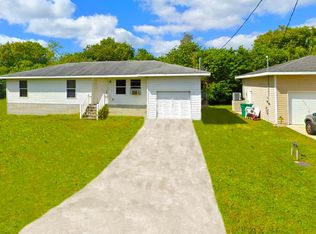 2715 Lee St, Punta Gorda, FL 33950
