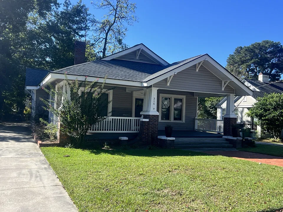 316 McLeod St
