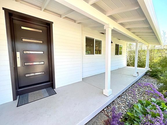 5th image of 1780 Kirkmont Dr