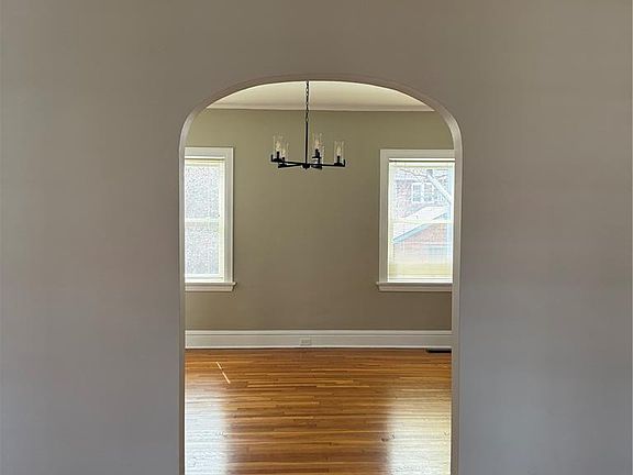 5th image of 6624 Pershing Ave