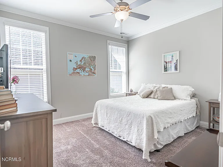 365 N Bracken Fern Ln — Photo 23