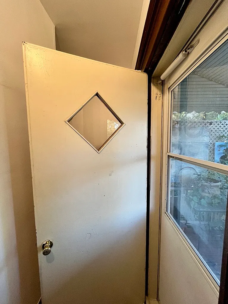 2 bed, $1,600 — Photo 3