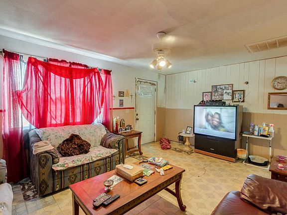 5th image of 45147 W Lexington Ave