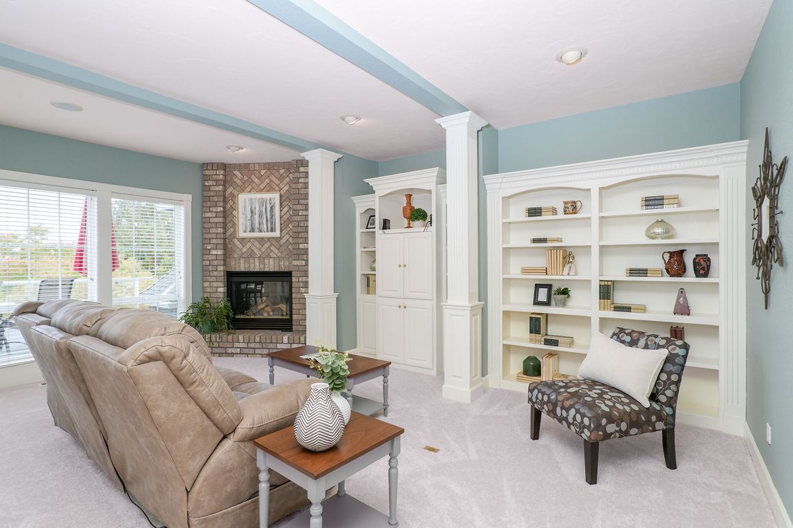 next background image