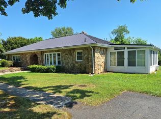 6825 Runkles Rd, Mount Airy, MD 21771