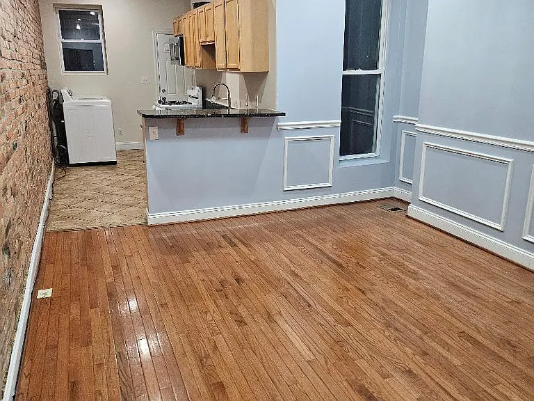 1122 Myrtle Ave — Photo 6