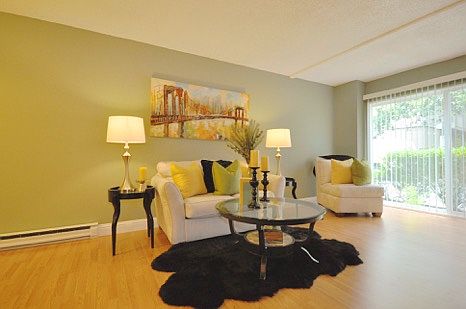 4th image of 366 Imperial Way APT 4