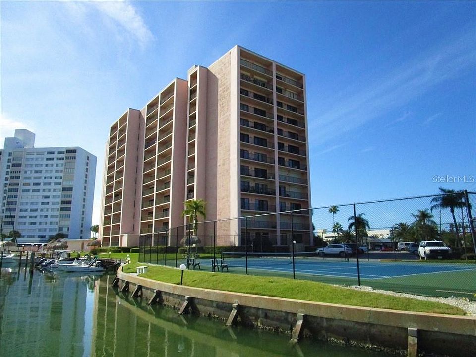 1st image of 51 Island Way APT 707